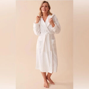 LA VIE EN ROSE Sz M Hotel Collection Belted Luxurious Waffle  Terry Spa Robe